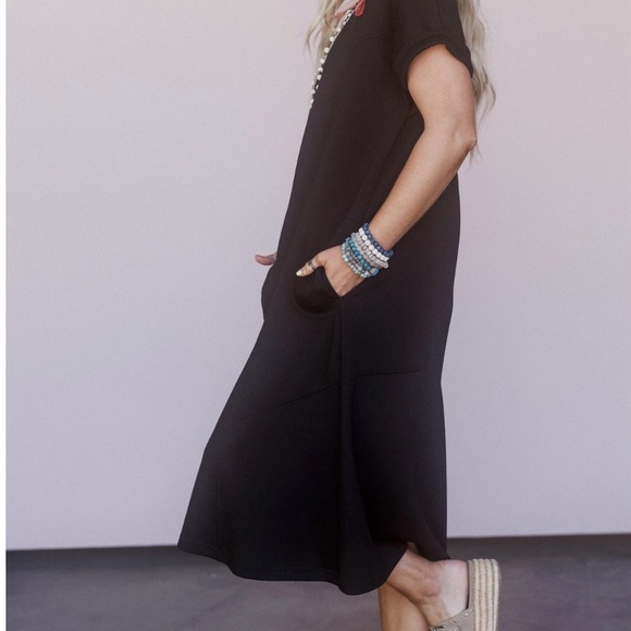 DAVI & DANI Dresses & Skirts - From free birds nest black dress